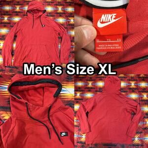 Nike Men’s Size XL Red Pullover Hoodie Sweater 805128-657